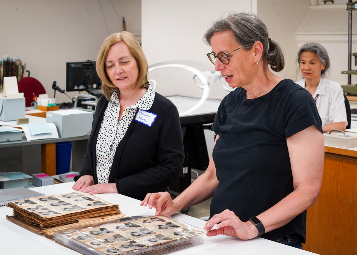 Wones chats with conservator Erika Lindensmith